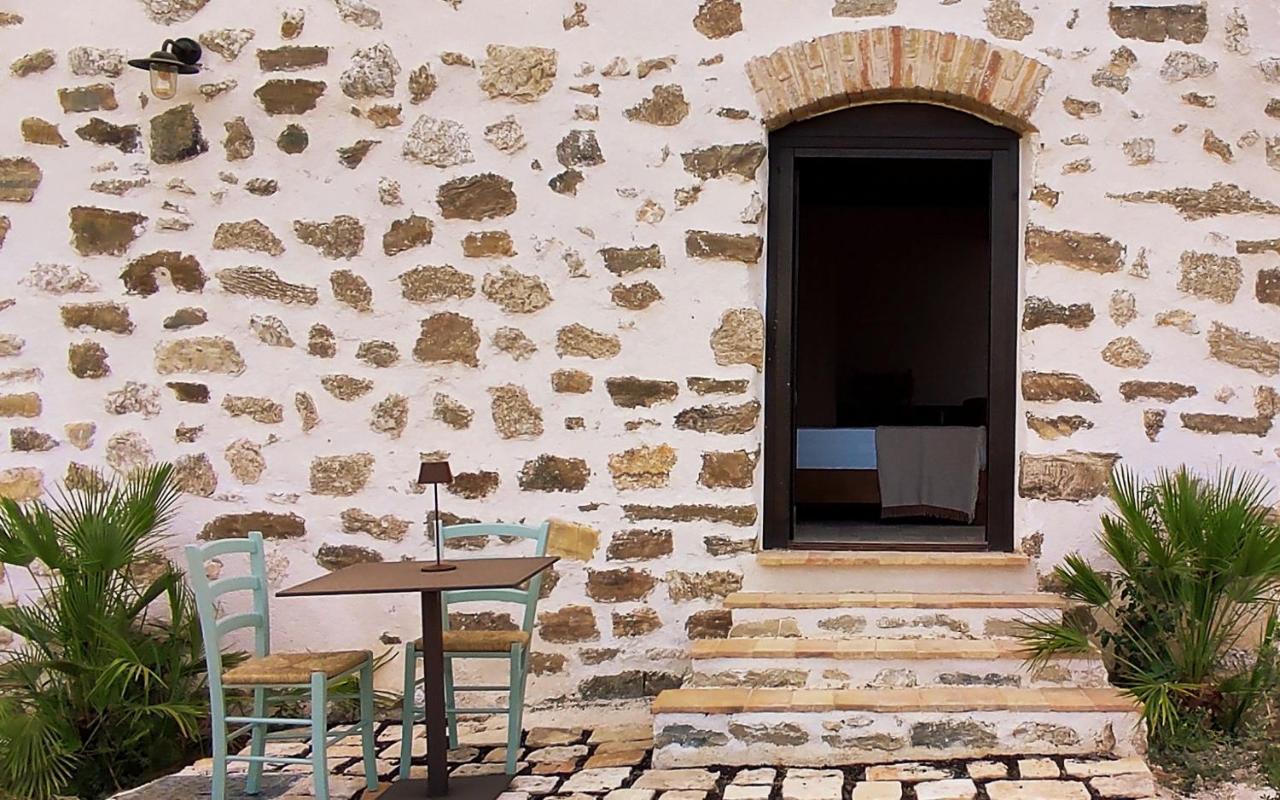 Borgo Delle Pietre Ξενοδοχείο Πόρτο Εμπέντοκλε Εξωτερικό φωτογραφία